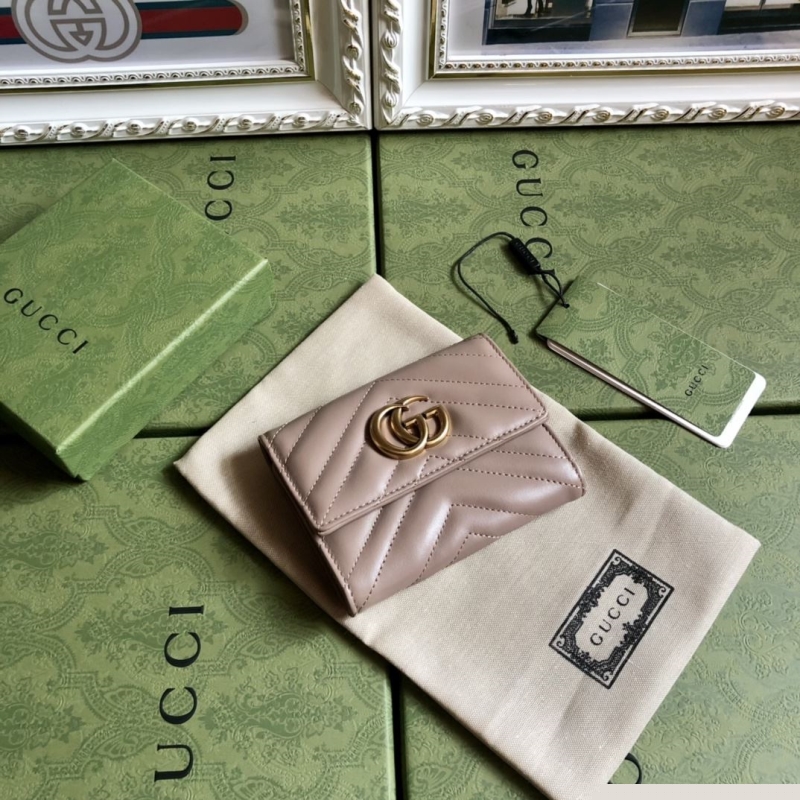 G*u*i wallets & purse